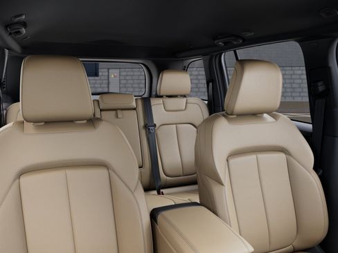 New 2026 Jeep Grand Cherokee Limited RWD image 26