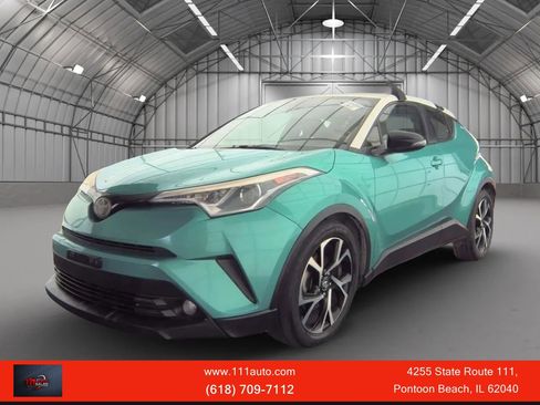 Used 2018 Toyota C-HR XLE image 1