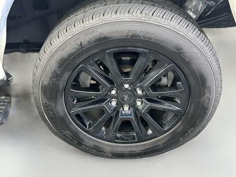 Used 2024 Ford F150 Platinum w/ Equipment Group 702A High AWD/4WD image 33