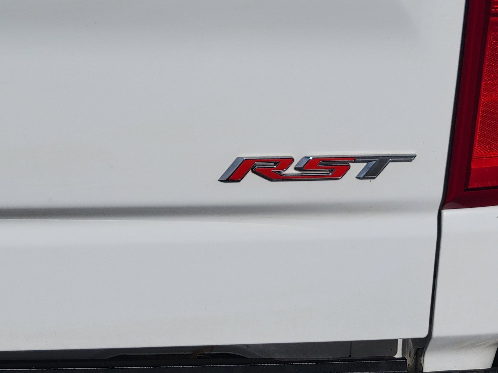 Used 2026 Chevrolet Silverado 1500 RST w/ RST Select Package AWD/4WD image 12