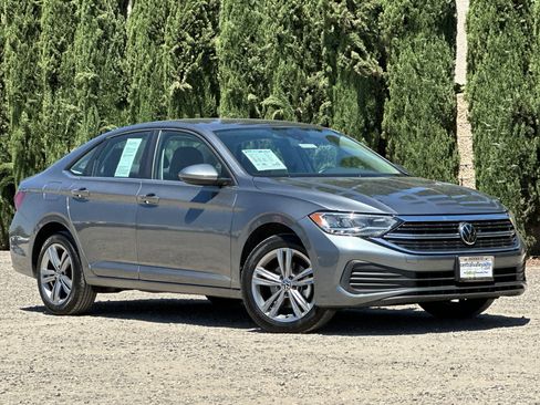 Certified 2024 Volkswagen Jetta SE FWD image 2