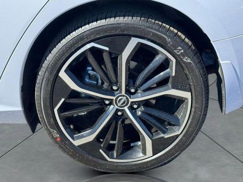 Certified 2024 Nissan Altima 2.5 SR w/ SR Premium Package AWD/4WD image 4