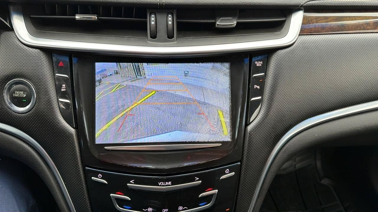 Used 2015 Cadillac XTS Luxury AWD/4WD image 25