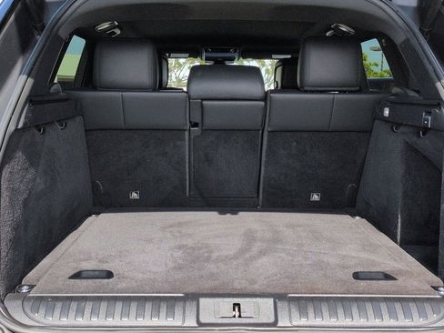 Used 2019 Land Rover Range Rover Sport SE image 24