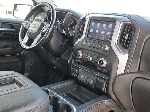 Used 2021 GMC Sierra 1500 SLT image 31