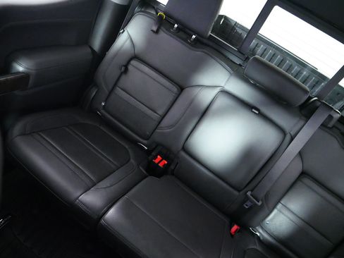 Certified 2019 GMC Sierra 1500 Denali w/ Denali Ultimate Package AWD/4WD image 12