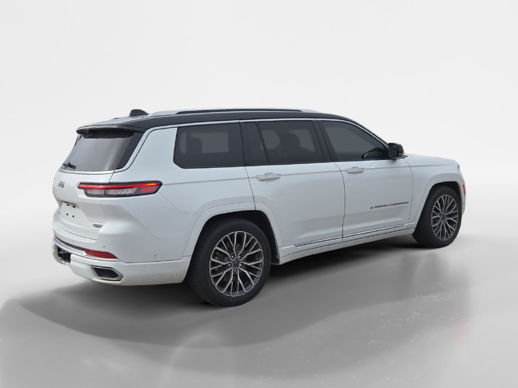 Used 2022 Jeep Grand Cherokee L Summit AWD/4WD image 6