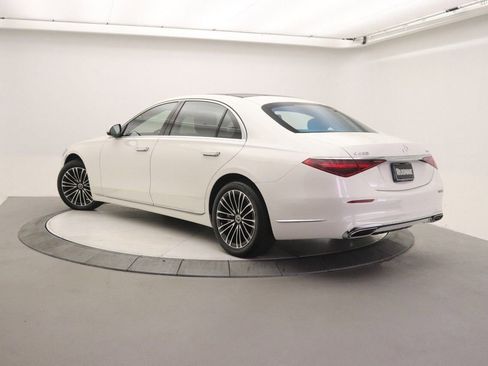 Certified 2022 Mercedes-Benz S 500 4MATIC image 2