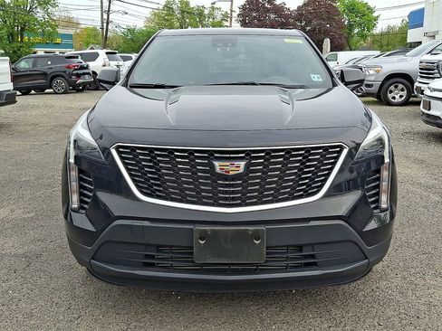 Used 2023 Cadillac XT4 Luxury w/ Cold Weather Package AWD/4WD image 2