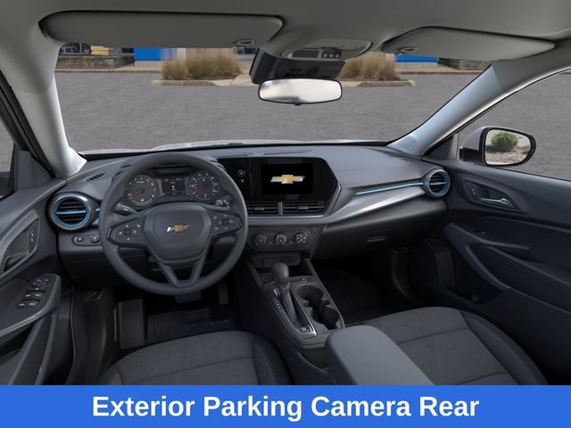 New 2026 Chevrolet Trax LS w/ LS Convenience Package FWD image 16