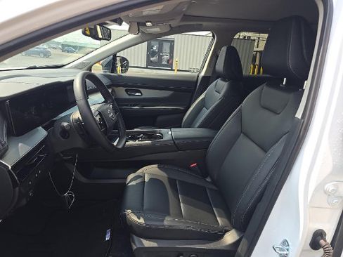 Used 2025 Nissan Murano SL w/ Cargo Package AWD/4WD image 3