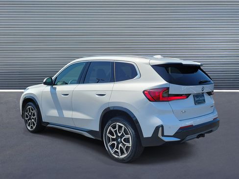 New 2026 BMW X1 xDrive28i w/ Technology Package AWD/4WD image 4
