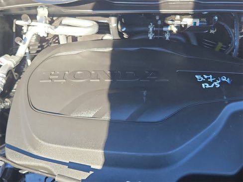 Certified 2024 Honda Odyssey Sport image 37