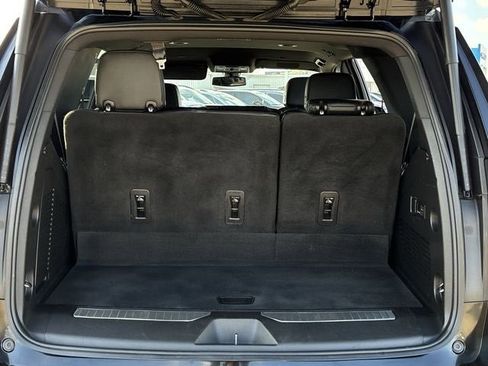 Used 2022 Chevrolet Tahoe RST w/ Luxury Package image 24