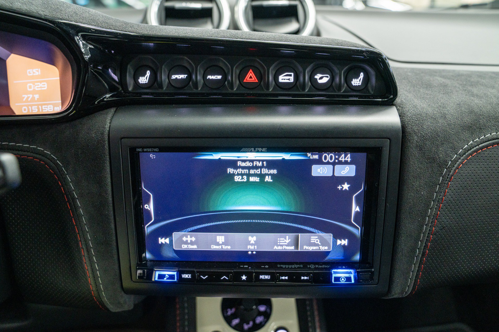Used 2020 Lotus Evora RWD image 16