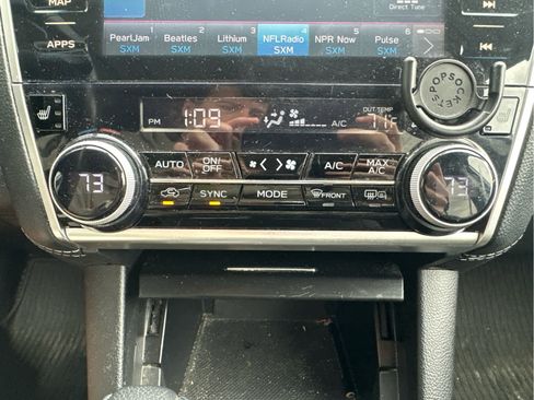 Used 2019 Subaru Outback 2.5i Premium image 13