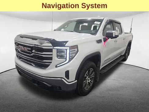 Used 2024 GMC Sierra 1500 SLT w/ X31 Off-Road Package AWD/4WD image 4