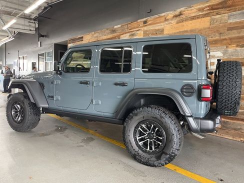 New 2026 Jeep Wrangler Unlimited Rubicon 392 w/ Quick Order Package 27X Moab AWD/4WD image 23