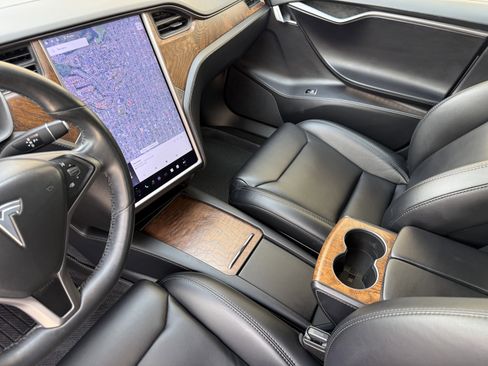 Used 2019 Tesla Model S 100D image 16