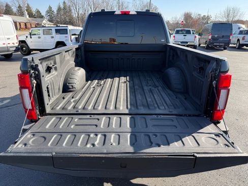 Used 2022 Ford F250 Platinum image 41