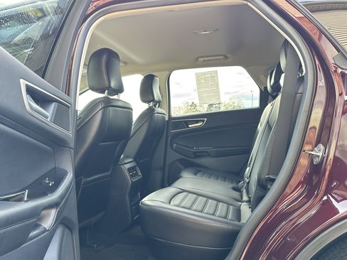 Used 2020 Ford Edge SEL w/ Convenience Package AWD/4WD image 10