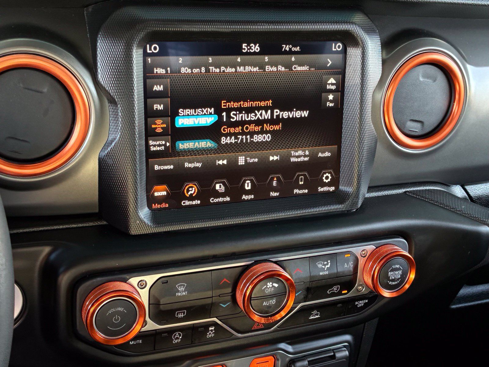 Used 2023 Jeep Gladiator Sport AWD/4WD image 23