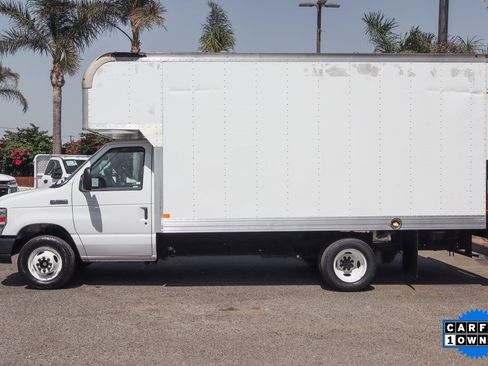 Used 2018 Ford E-350 and Econoline 350 Super Duty image 5