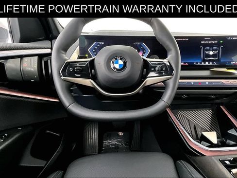 Used 2025 BMW X3 xDrive30i w/ Premium Package AWD/4WD image 6