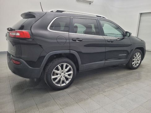 Used 2018 Jeep Cherokee Limited image 10