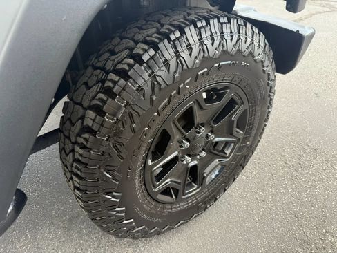 Used 2015 Jeep Wrangler Sport AWD/4WD image 23