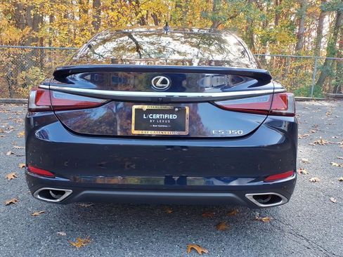 Certified 2023 Lexus ES 350 w/ Premium Package image 23