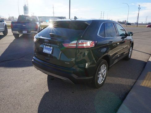 Used 2023 Ford Edge SEL w/ Convenience Package image 4