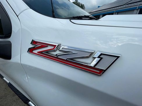 Used 2019 Chevrolet Silverado 1500 RST AWD/4WD image 4