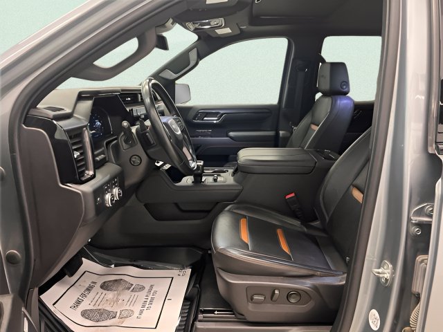 Used 2023 GMC Sierra 1500 AT4 w/ AT4 Premium Package AWD/4WD image 18