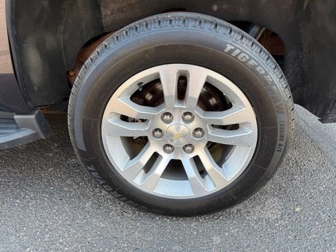 Used 2017 Chevrolet Tahoe LS AWD/4WD image 13