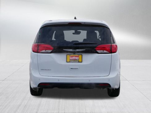 New 2026 Chrysler Voyager LX image 6