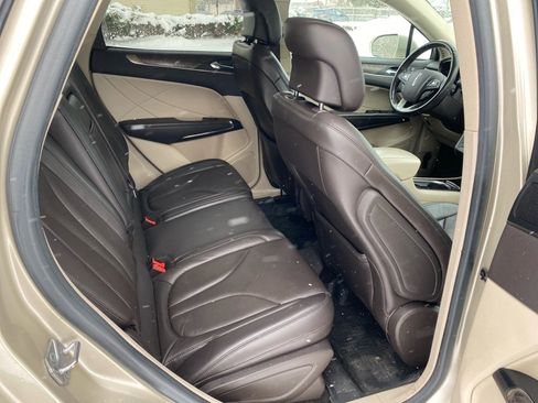 Used 2017 Lincoln MKC Reserve w/ Lincoln MKC Climate Package image 24