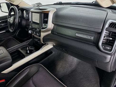 Used 2021 RAM 1500 Laramie AWD/4WD image 31