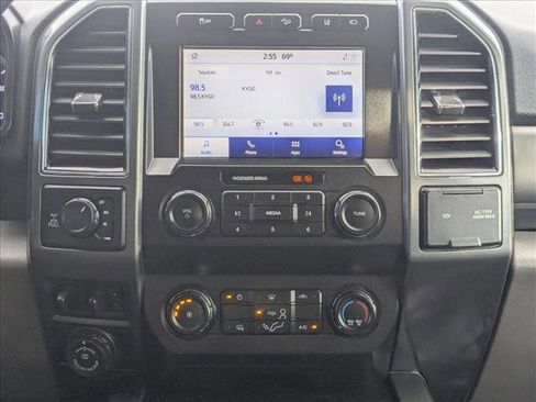 Used 2022 Ford F250 XLT w/ Black Appearance Package image 14