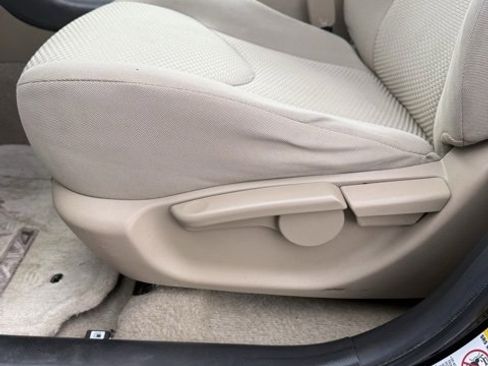 Used 2012 Toyota RAV4 Base w/ Upgrade Value Pkg image 16