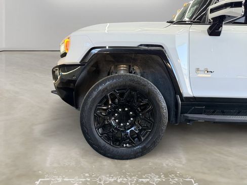 Used 2025 GMC Hummer EV 2X AWD/4WD image 13
