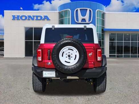 Used 2025 Ford Bronco Heritage Edition AWD/4WD image 4