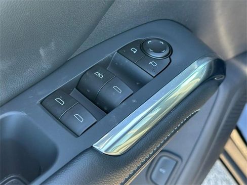 New 2026 Chevrolet Traverse LT image 10