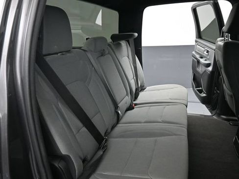 Used 2022 RAM 1500 Big Horn AWD/4WD image 23
