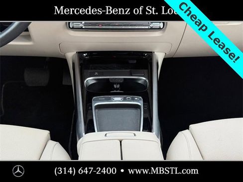 Certified 2025 Mercedes-Benz GLB 250 4MATIC image 17