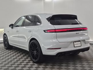 New 2026 Porsche Cayenne Turbo AWD/4WD video 3