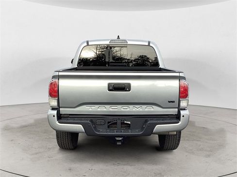 Certified 2023 Toyota Tacoma TRD Off-Road image 4