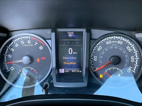 Certified 2021 Toyota Tacoma SR image 24