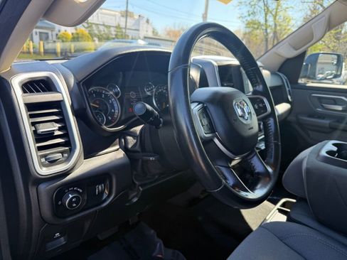 Used 2020 RAM 1500 Big Horn AWD/4WD image 11