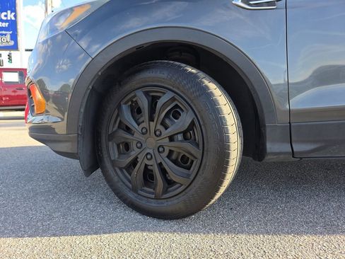 Used 2019 Ford Escape S image 29